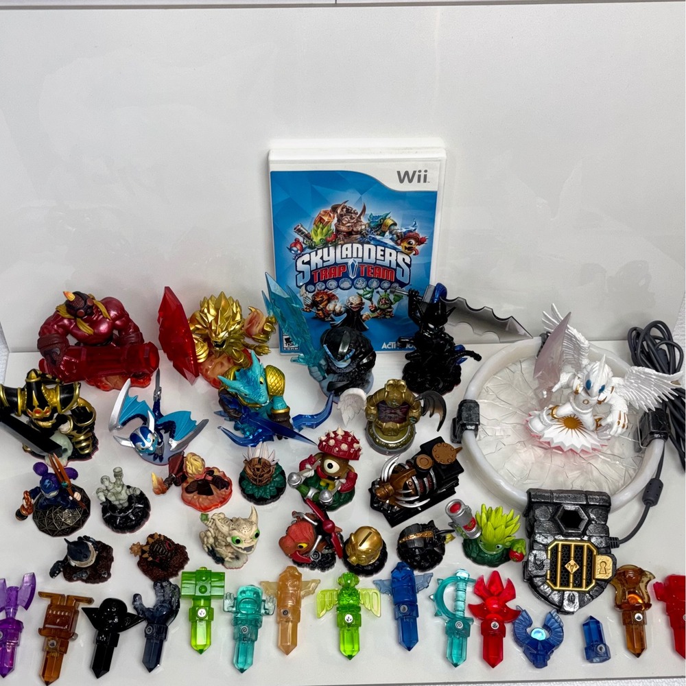 Nintendo Wii Skylanders Lot Disk Portal Trap Giants Spyros Swap Superchargers
